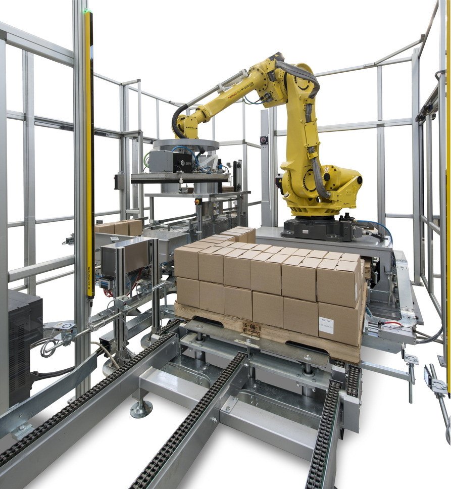Robotic palletizing cell